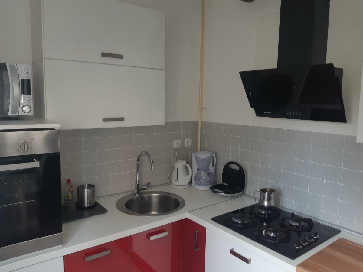 Apartment With Garage Lavici ซาเกร็บ ภายนอก รูปภาพ